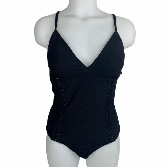 JESSICA Simpson Rose Bay Textured 1 Piece Swimsuit - Picture 1 of 12